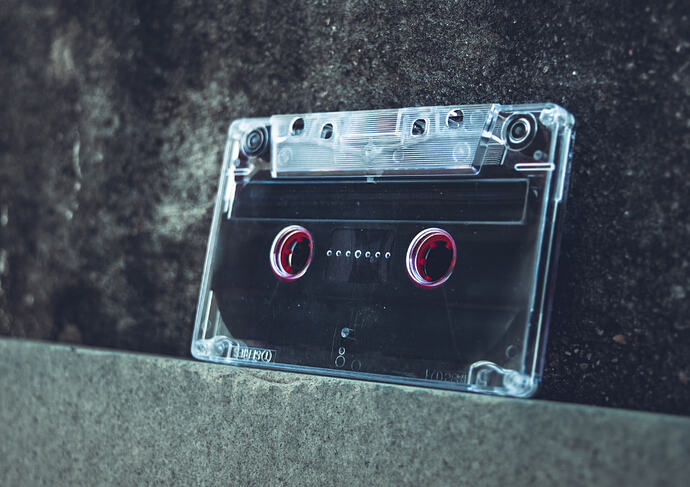 Manyetik Banttan Dijital Çalma Listelerine: Mixtape Kültürü ve Müzikal Hafıza